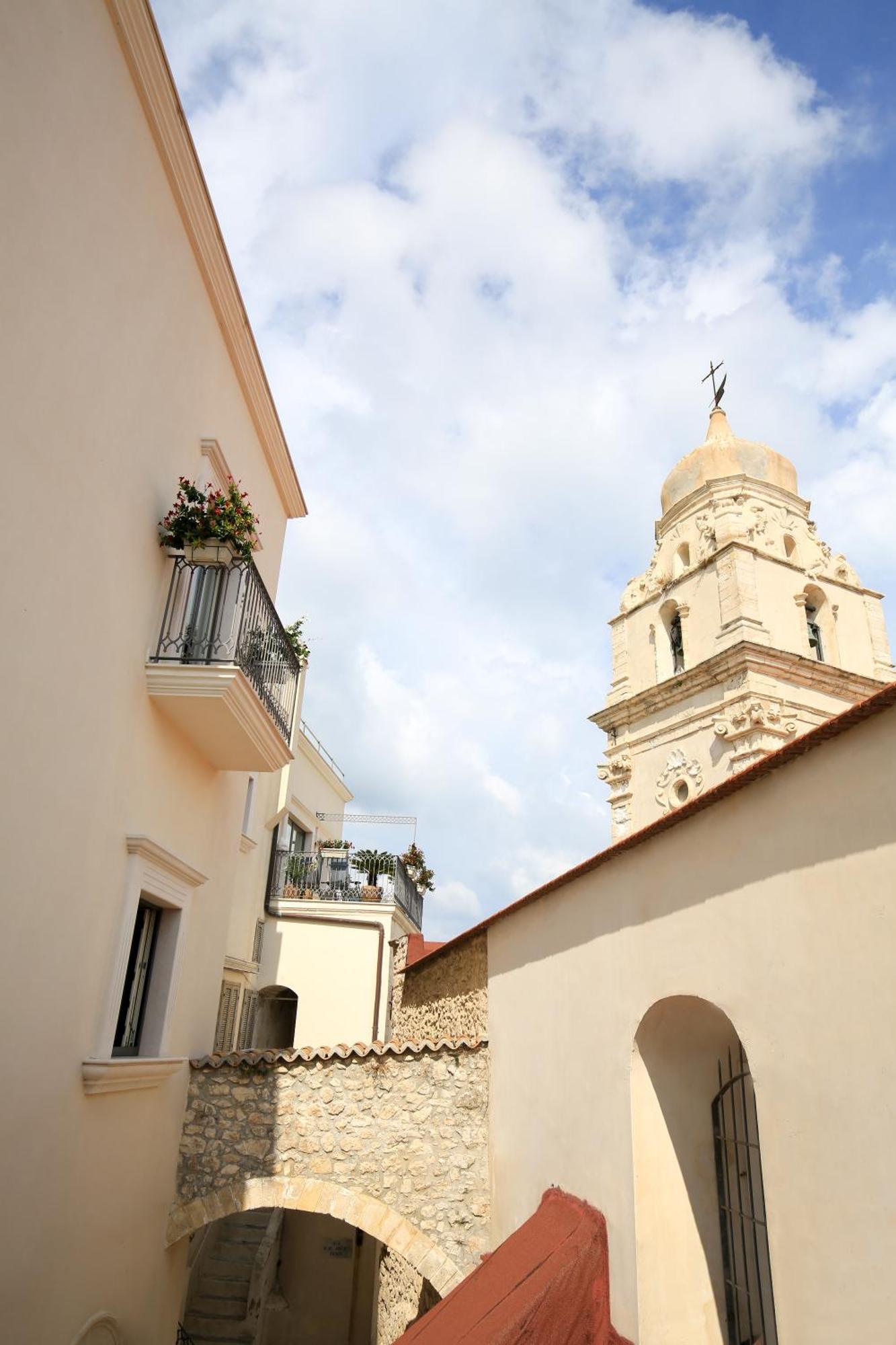 Al Castello Relais Bed & Breakfast Vieste Exterior photo